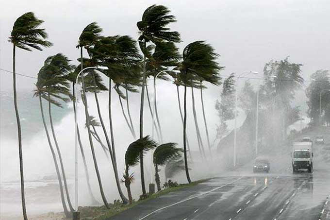 Tormenta Matthew se convirtió este jueves en huracán