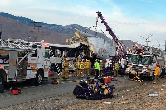 Accidente de autobús en california