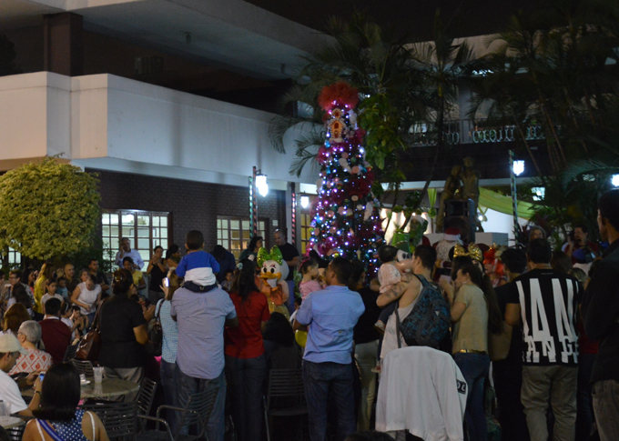 Hogar Hispano recibió a la navidad