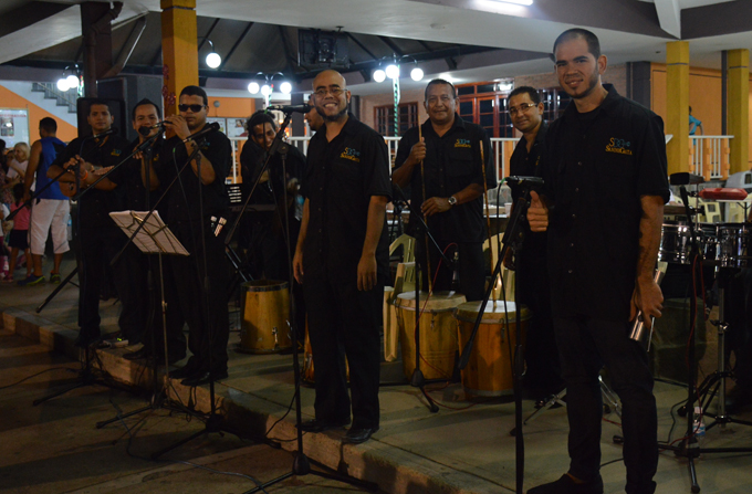 Hogar Hispano recibió a la navidad