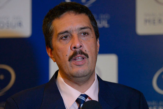 Lobo mesa trabajo