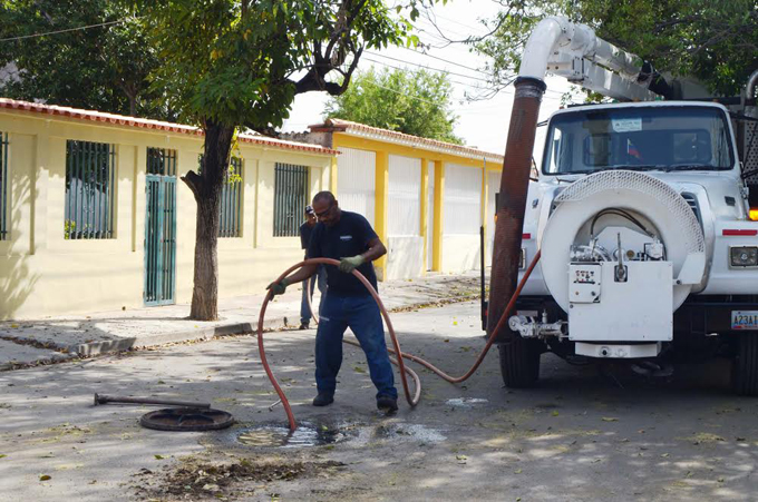 mantenimiento en redes de aguas servidas