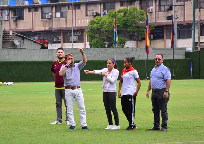 Estadio de fútbol la Bombonerita