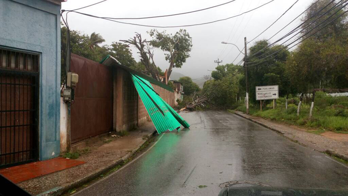 Nueva Esparta tormenta Bret 