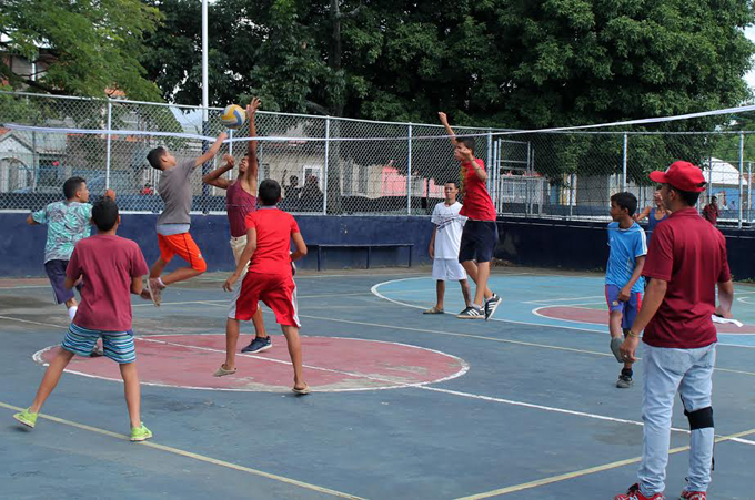 Toma Deportiva en la parroquia Rafael Urdaneta