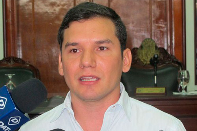 Julio Rivas