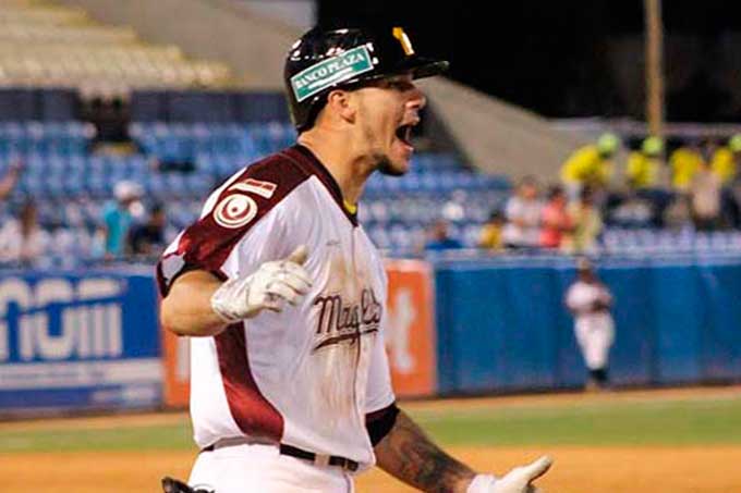 Alberth Martínez