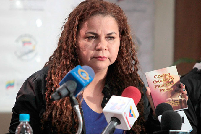 Iris Varela